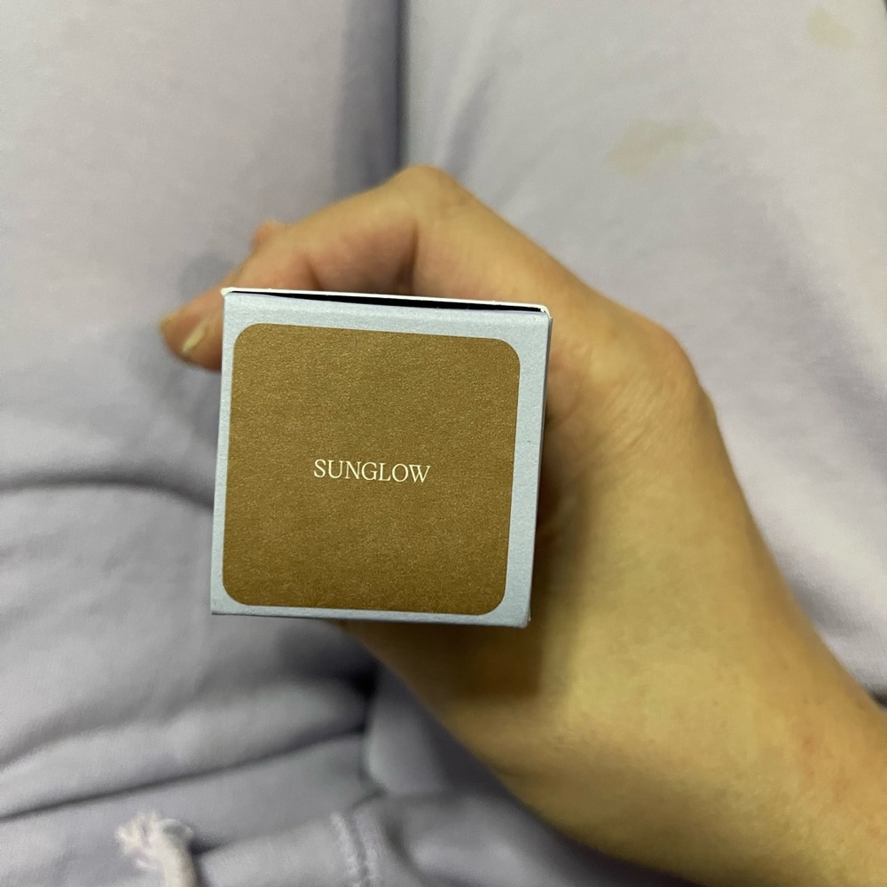 Saie Glowy Super Gel Lightweight Dewy - Picture 2 of 2